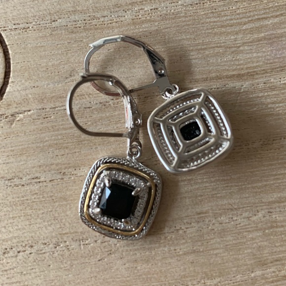 Earring with cable classic detail - Picture 3 of 3